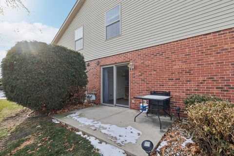 Tiny photo for 12539 S Quinn Drive #402, Alsip, IL 60803 (MLS # 12531904)