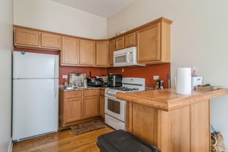 2420 W Polk Street 1