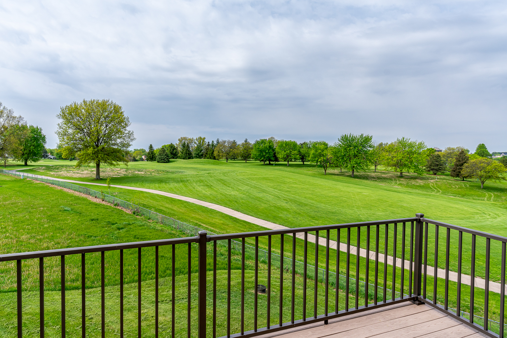 2958 Holiday Court 9