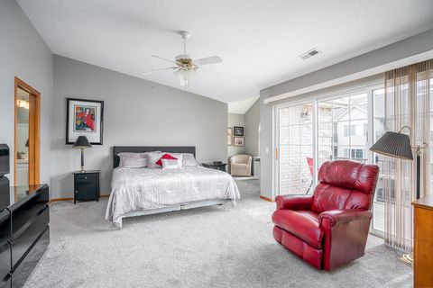Tiny photo for 2958 Holiday Court #9, Bettendorf, IA 52722 (MLS # 12633235)