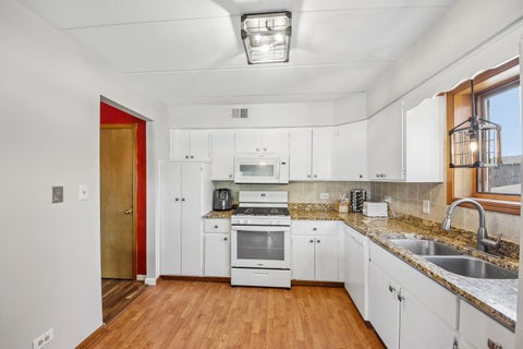 Tiny photo for 11003 Stony Creek Drive #2A, Palos Hills, IL 60465 (MLS # 12761863)