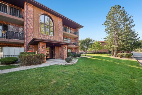 Tiny photo for 11003 Stony Creek Drive #2A, Palos Hills, IL 60465 (MLS # 12761863)