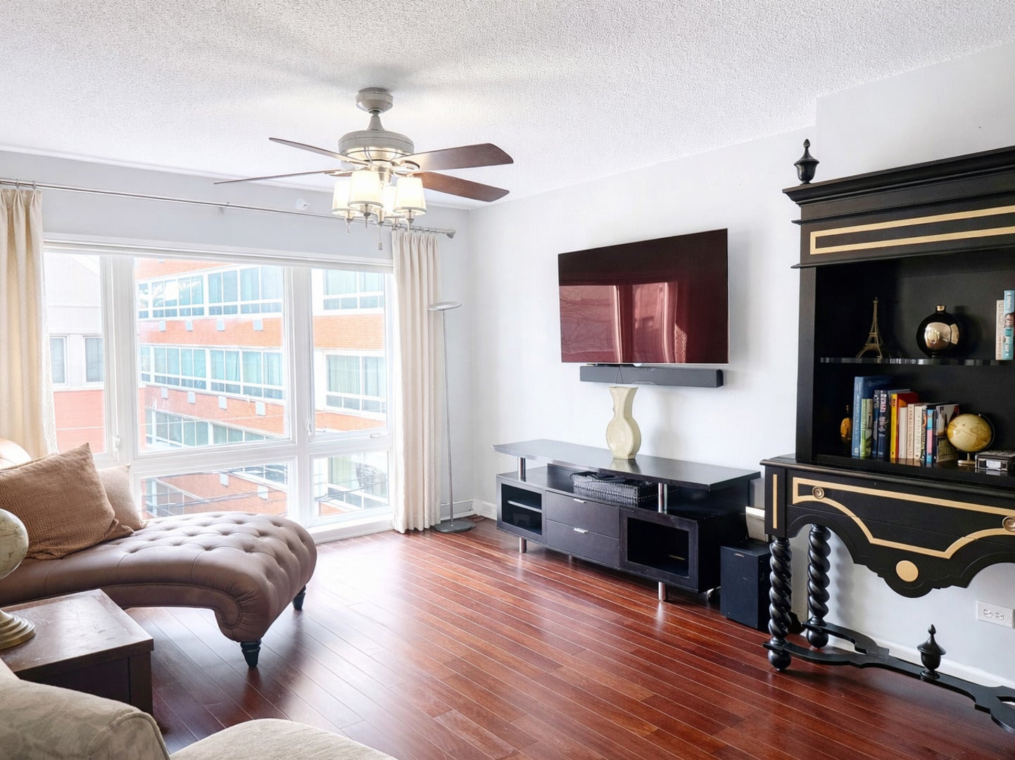 811 Chicago Avenue 308