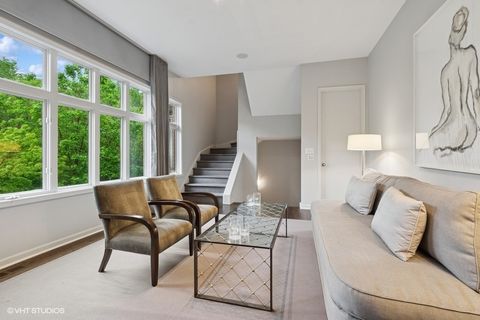 Tiny photo for 1733 S Prairie Avenue, Chicago, IL 60616 (MLS # 12467328)