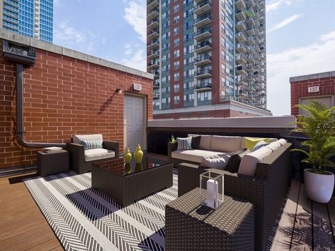 Tiny photo for 1733 S Prairie Avenue, Chicago, IL 60616 (MLS # 12467328)