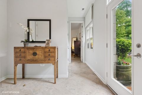 Tiny photo for 1733 S Prairie Avenue, Chicago, IL 60616 (MLS # 12467328)