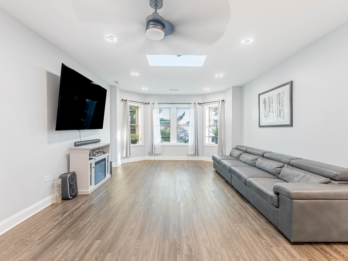 5330 W Drummond Place