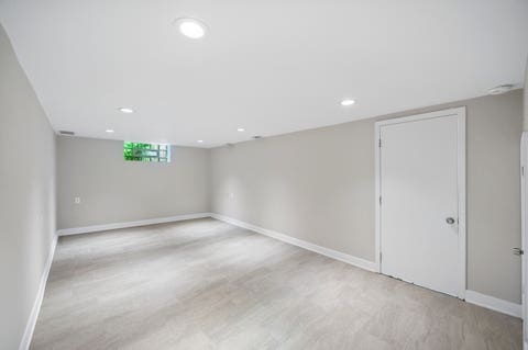 Tiny photo for 6711 N Monticello Avenue, Lincolnwood, IL 60712 (MLS # 12733421)