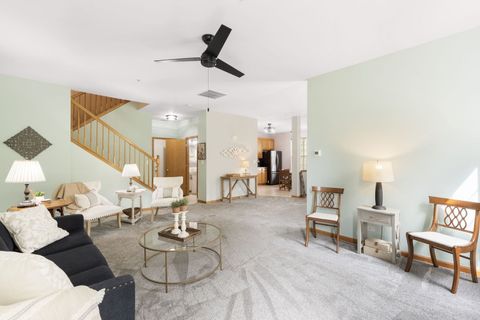 Tiny photo for 77 Johnson Court, North Aurora, IL 60542 (MLS # 12626029)