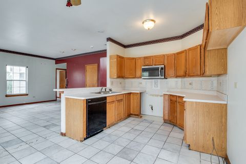 Tiny photo for 16456 Winding Creek Road, Plainfield, IL 60586 (MLS # 12621838)