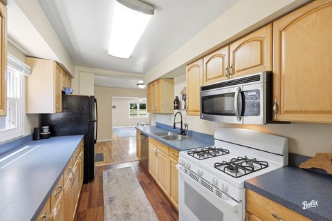 Tiny photo for 32988 N Meadow Road, Grayslake, IL 60030 (MLS # 12689844)