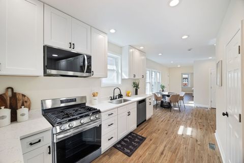 Tiny photo for 8429 S dante Avenue, Chicago, IL 60619 (MLS # 12581262)