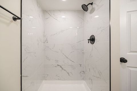 Tiny photo for 8429 S dante Avenue, Chicago, IL 60619 (MLS # 12581262)