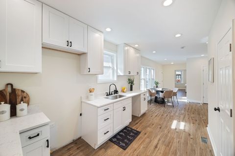 Tiny photo for 8429 S dante Avenue, Chicago, IL 60619 (MLS # 12581262)