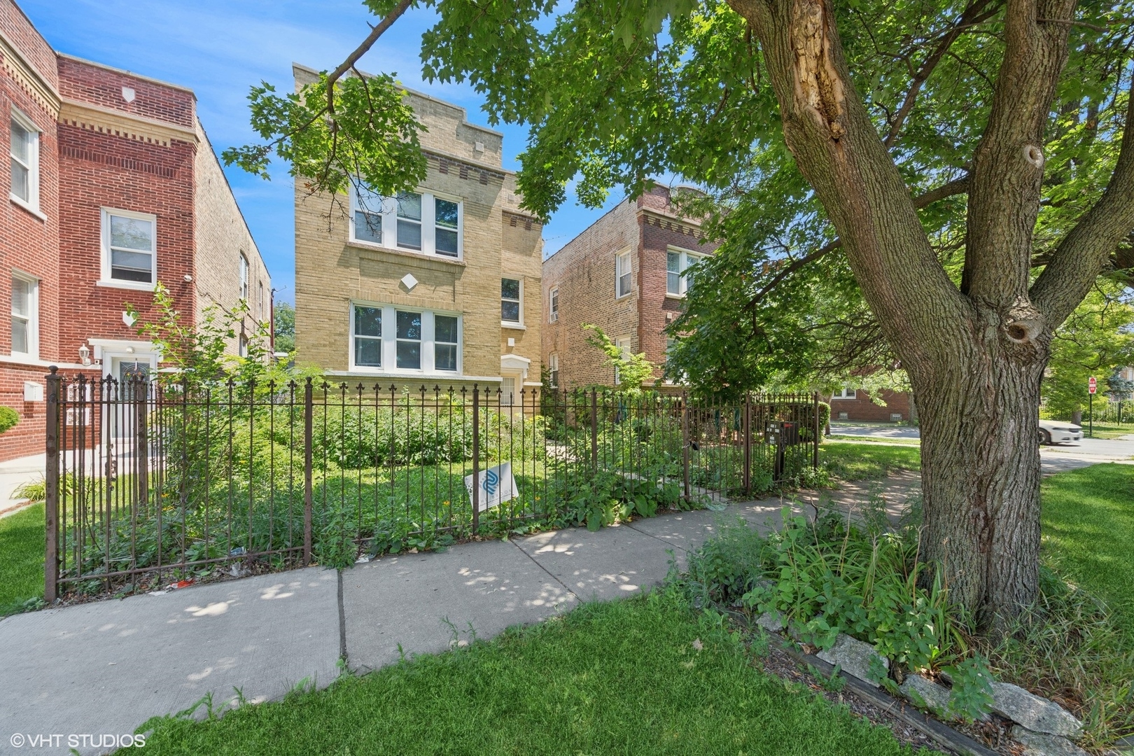 1705 N CENTRAL Avenue