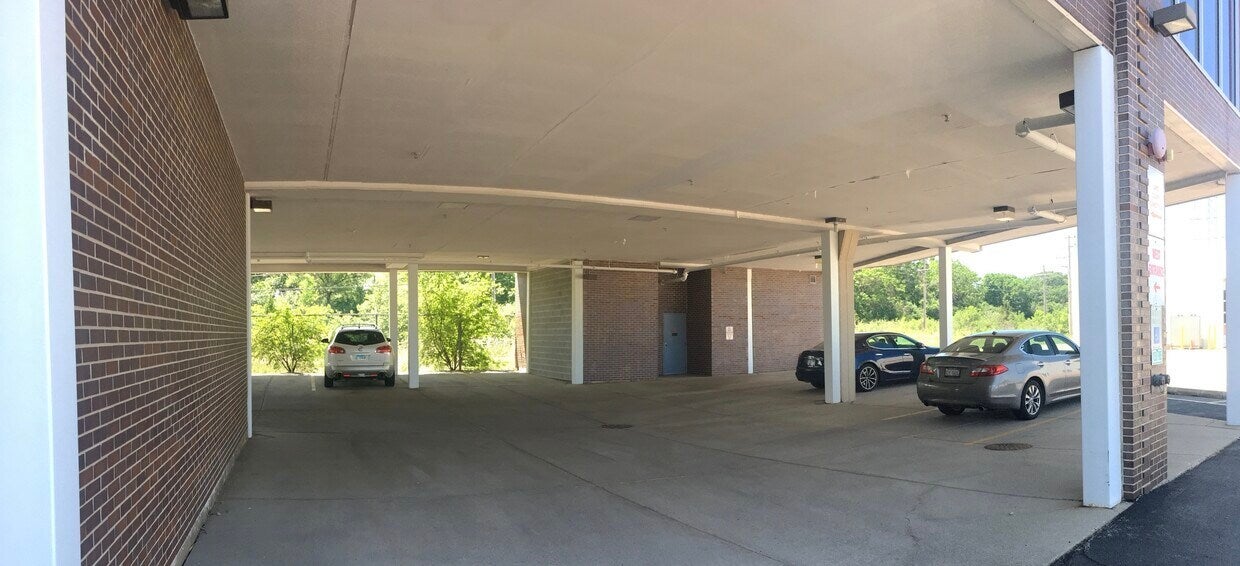 210 Skokie Valley Road