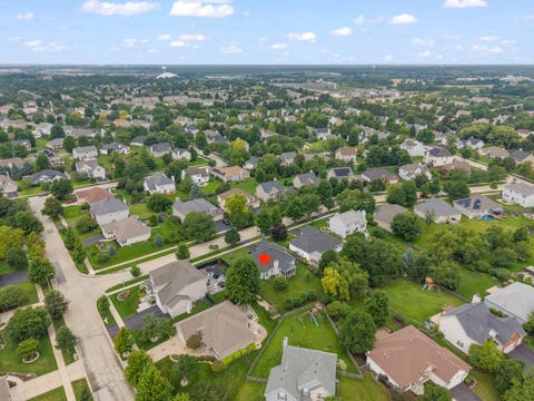 Tiny photo for 2168 Whitetail Drive, Aurora, IL 60503 (MLS # 12730147)