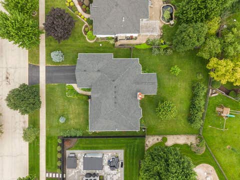 Tiny photo for 2168 Whitetail Drive, Aurora, IL 60503 (MLS # 12730147)
