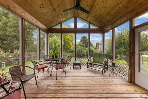 Tiny photo for 2168 Whitetail Drive, Aurora, IL 60503 (MLS # 12730147)