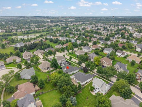 Tiny photo for 2168 Whitetail Drive, Aurora, IL 60503 (MLS # 12730147)