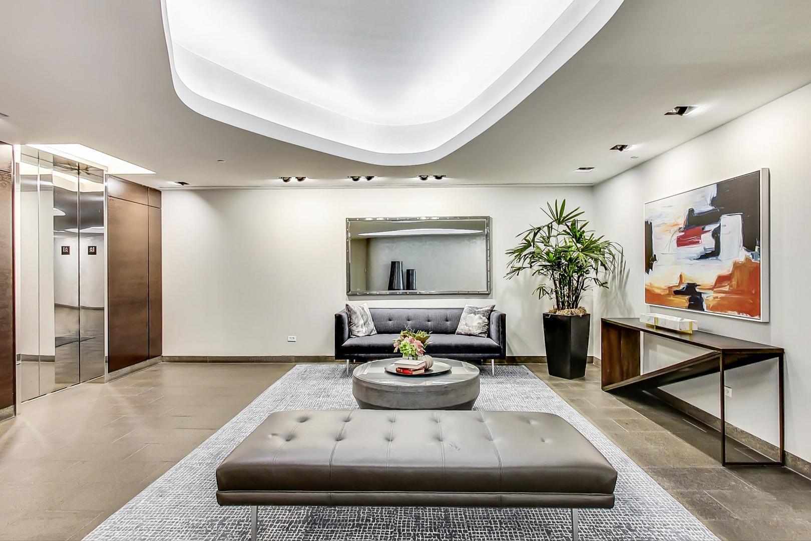 240 E Illinois Street 2610