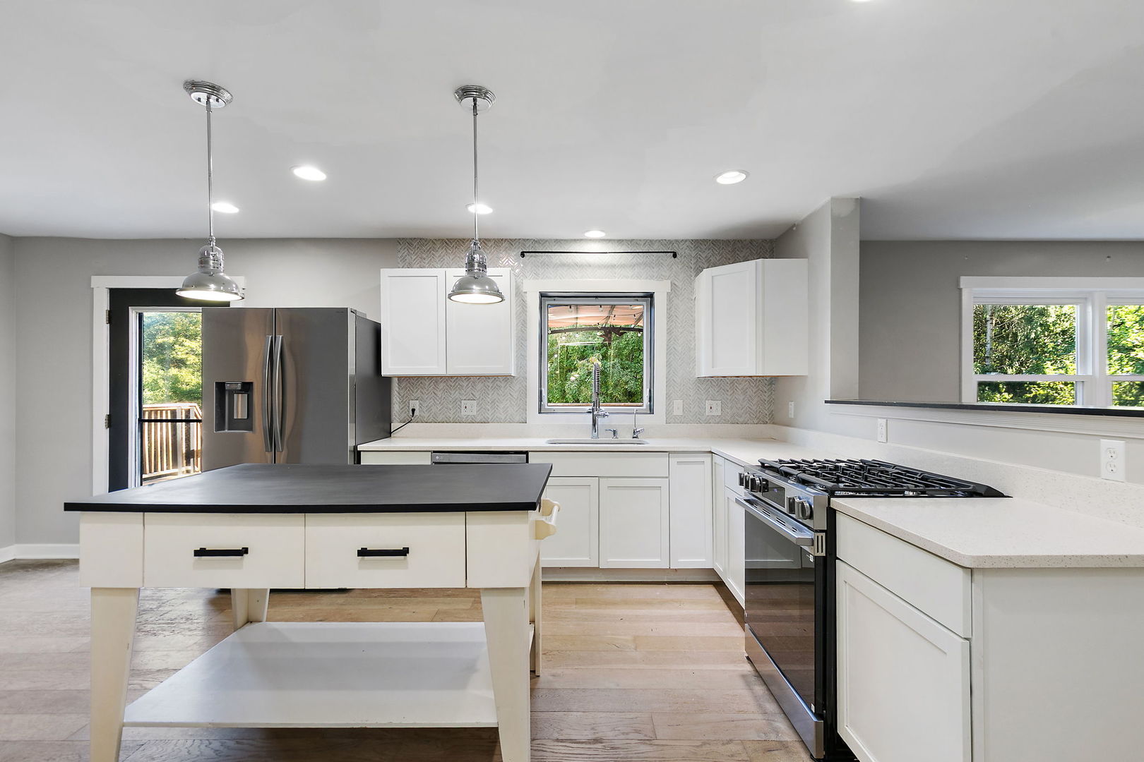 39W255 Fabyan Parkway