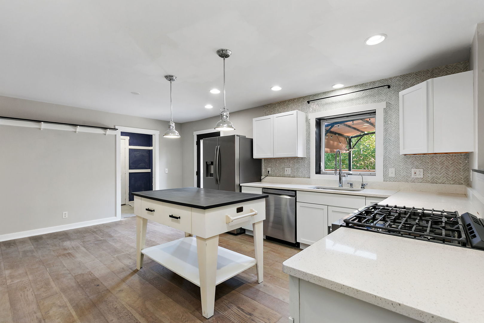 39W255 Fabyan Parkway