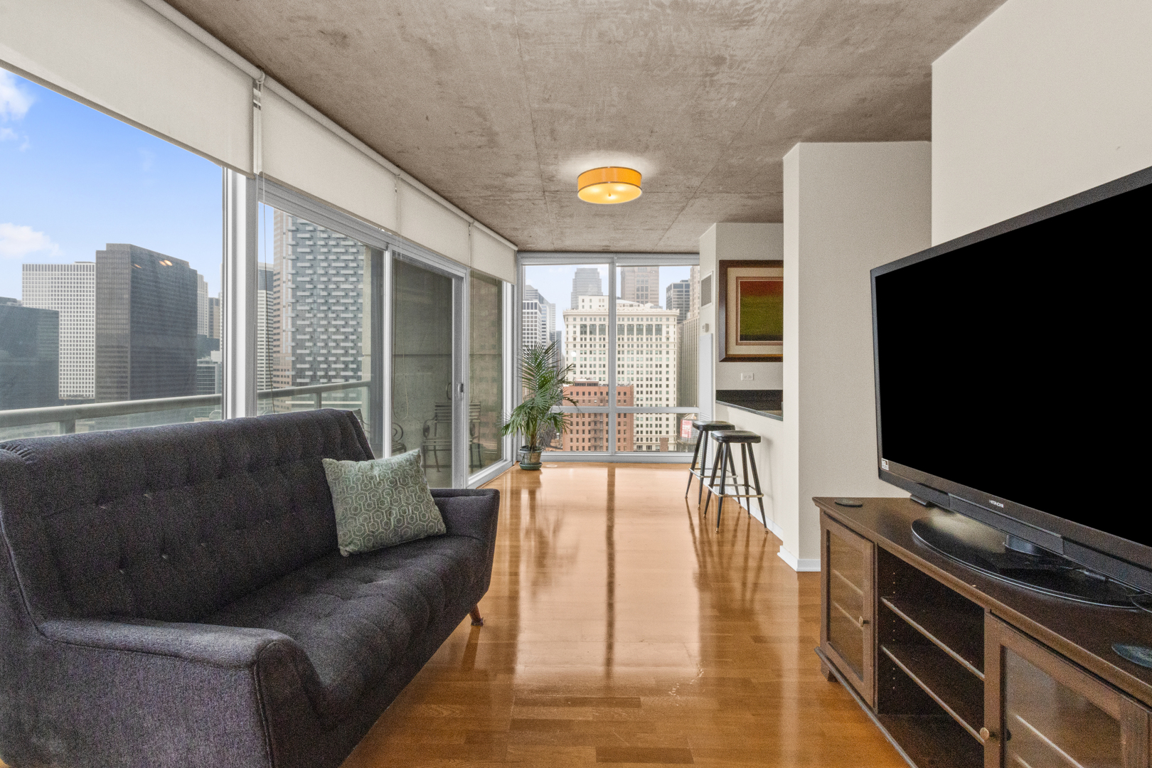 611 S Wells Street 1804