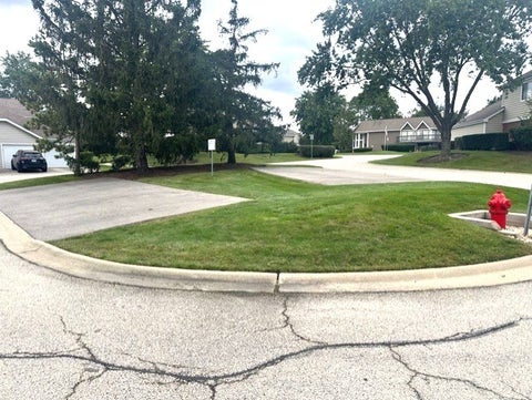 Tiny photo for 109 Sussex Circle #C1, Schaumburg, IL 60193 (MLS # 12767550)