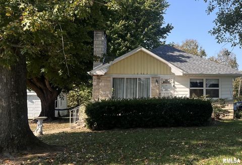 Photo of 12563 Saraville Road, Marion, IL 62959 (MLS # QC4268516)