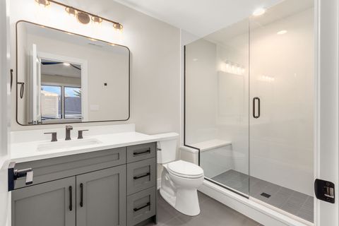 Tiny photo for 845 S Colfax Avenue, Elmhurst, IL 60126 (MLS # 12635551)
