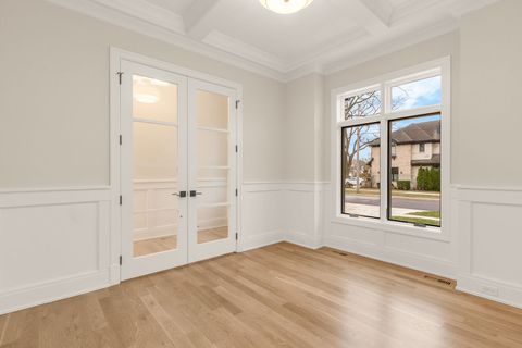 Tiny photo for 845 S Colfax Avenue, Elmhurst, IL 60126 (MLS # 12635551)