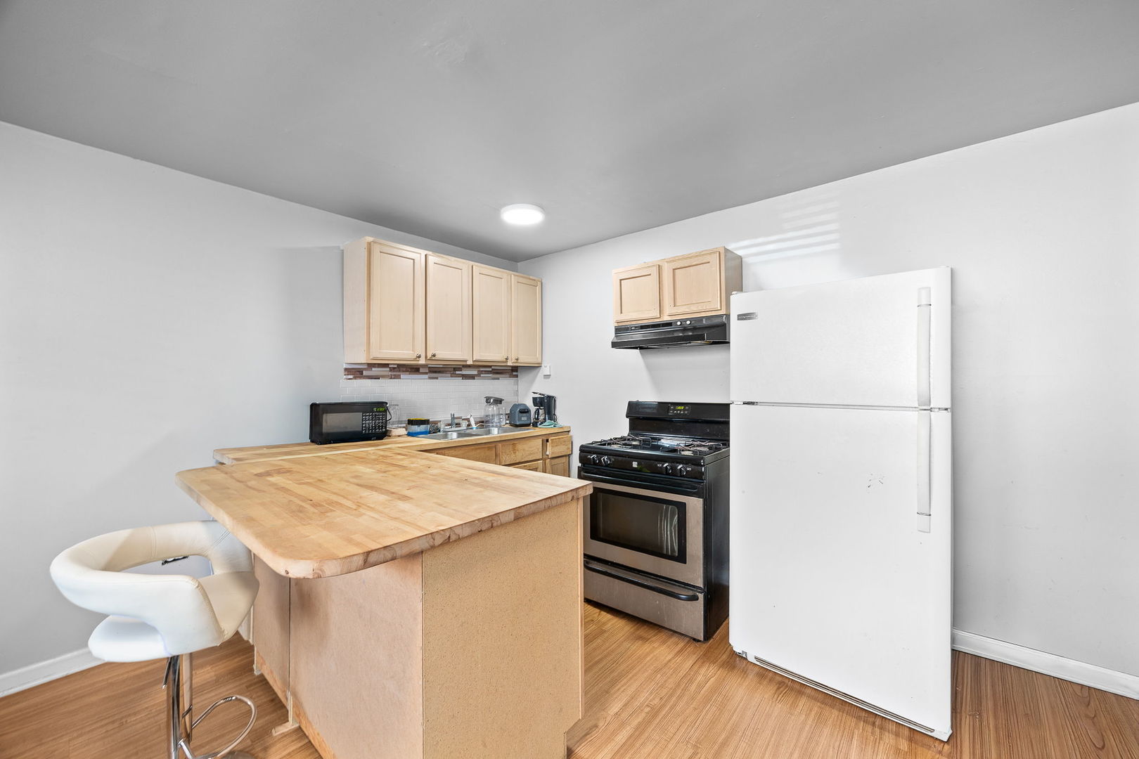 7730 Ogden Avenue