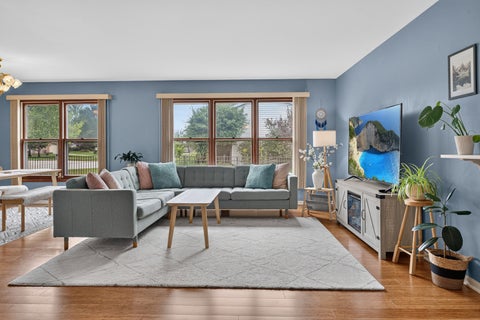 Tiny photo for 650 Wainsford Drive, Hoffman Estates, IL 60169 (MLS # 12767425)