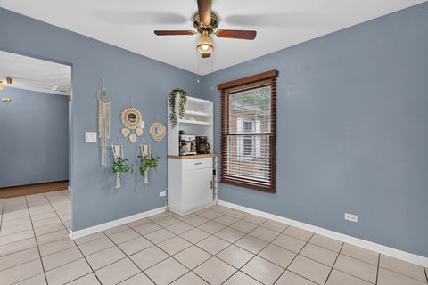 Tiny photo for 650 Wainsford Drive, Hoffman Estates, IL 60169 (MLS # 12767425)
