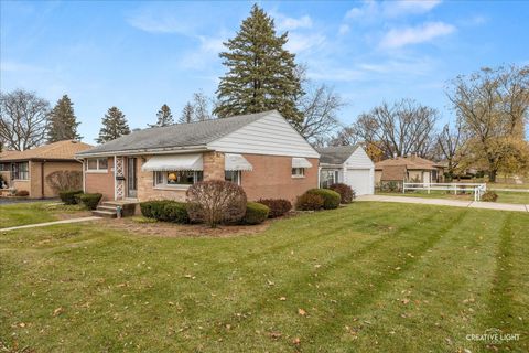 Tiny photo for 1103 Hiawatha Drive, Elgin, IL 60120 (MLS # 12522225)