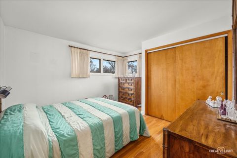 Tiny photo for 1103 Hiawatha Drive, Elgin, IL 60120 (MLS # 12522225)