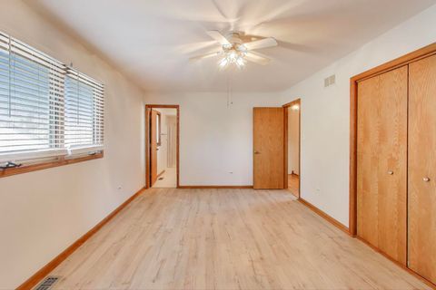 Tiny photo for 11242 S Avon Avenue, Alsip, IL 60803 (MLS # 12516072)