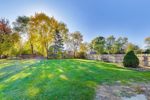 Tiny photo for 11242 S Avon Avenue, Alsip, IL 60803 (MLS # 12516072)