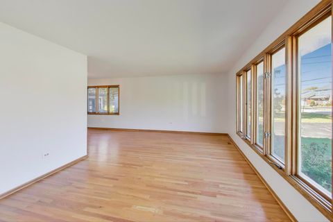 Tiny photo for 11242 S Avon Avenue, Alsip, IL 60803 (MLS # 12516072)