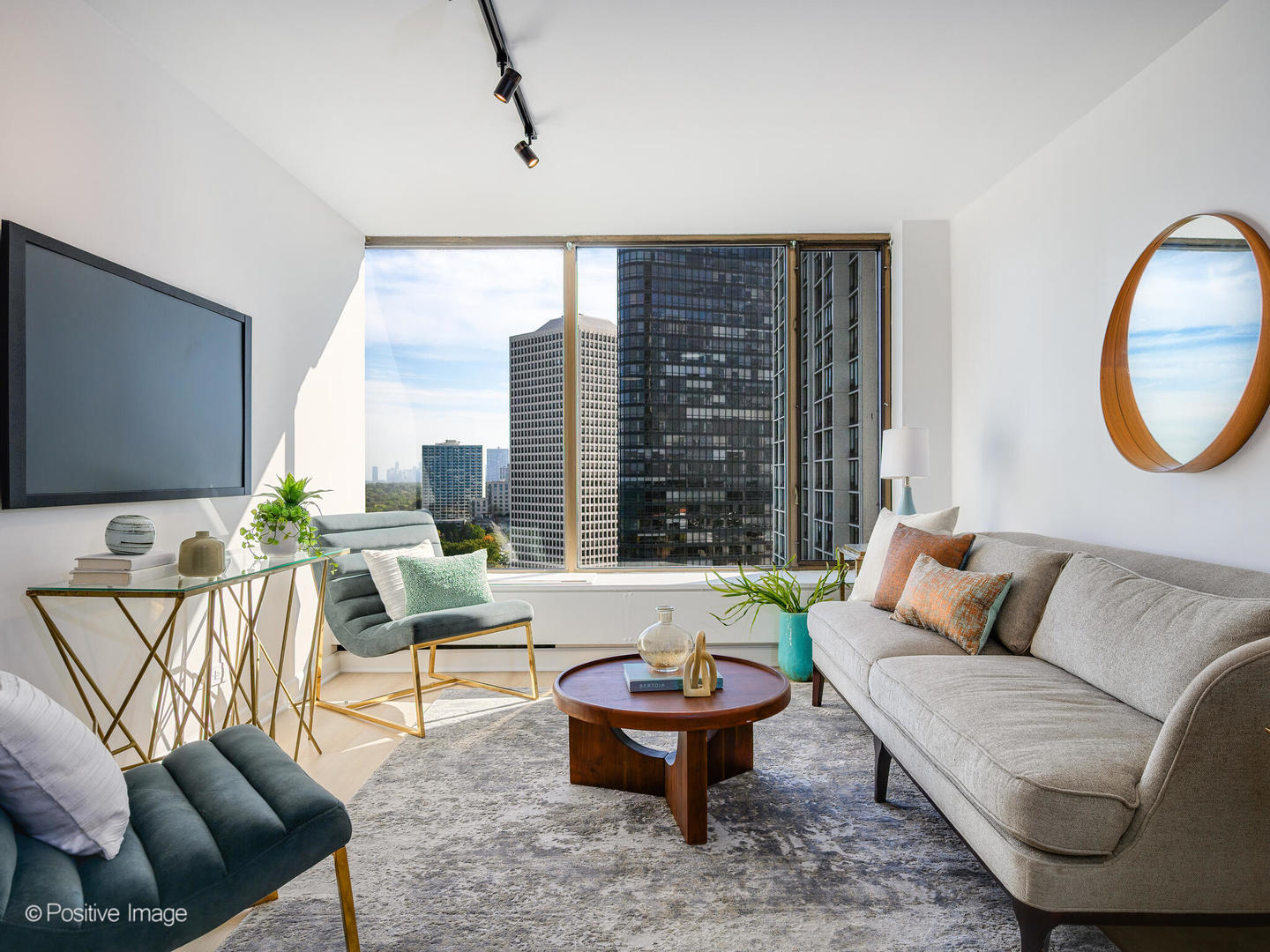 5455 N SHERIDAN Road 1904