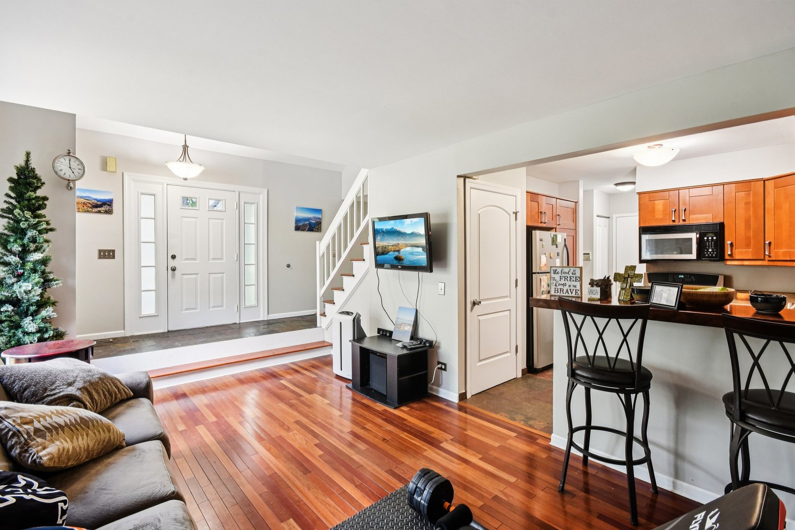 1329 Queensgreen Circle
