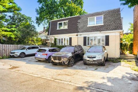 Tiny photo for 1410 W Sherwin Avenue #B, Chicago, IL 60626 (MLS # 12775313)