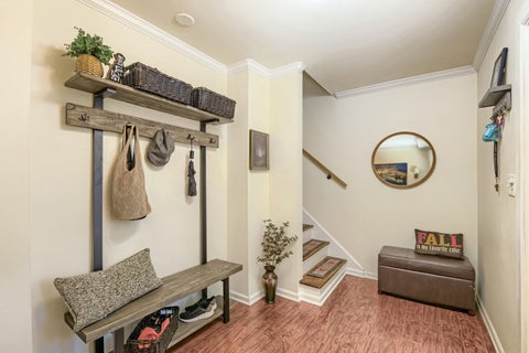 Tiny photo for 1410 W Sherwin Avenue #B, Chicago, IL 60626 (MLS # 12775313)