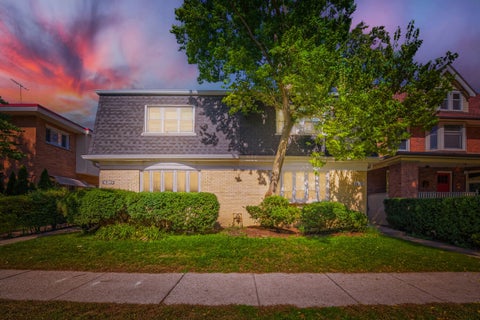 Tiny photo for 1410 W Sherwin Avenue #B, Chicago, IL 60626 (MLS # 12775313)