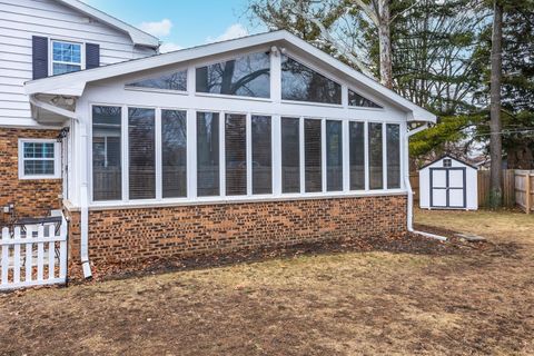 Tiny photo for 1302 E Vernon Avenue, Normal, IL 61761 (MLS # 12569745)