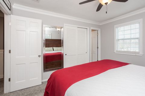 Tiny photo for 1302 E Vernon Avenue, Normal, IL 61761 (MLS # 12569745)