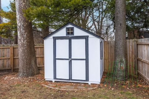 Tiny photo for 1302 E Vernon Avenue, Normal, IL 61761 (MLS # 12569745)