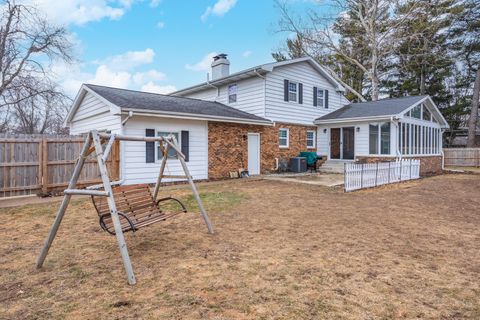 Tiny photo for 1302 E Vernon Avenue, Normal, IL 61761 (MLS # 12569745)