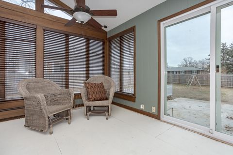 Tiny photo for 1302 E Vernon Avenue, Normal, IL 61761 (MLS # 12569745)